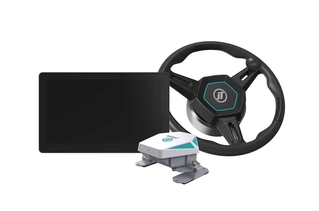 HD818 tractor auto-steering kit &mdash; display, steering wheel and GNSS antenna
